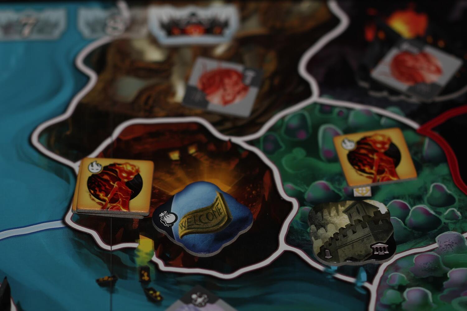 Small World: Underground Zoom