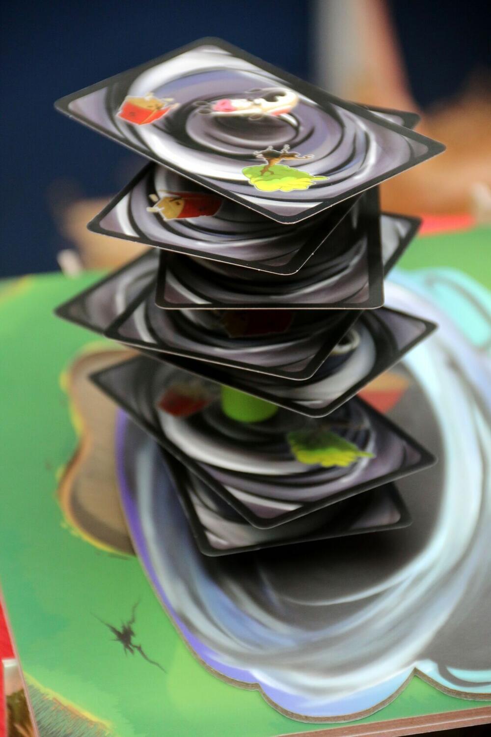 Tornado Ellie Eclate