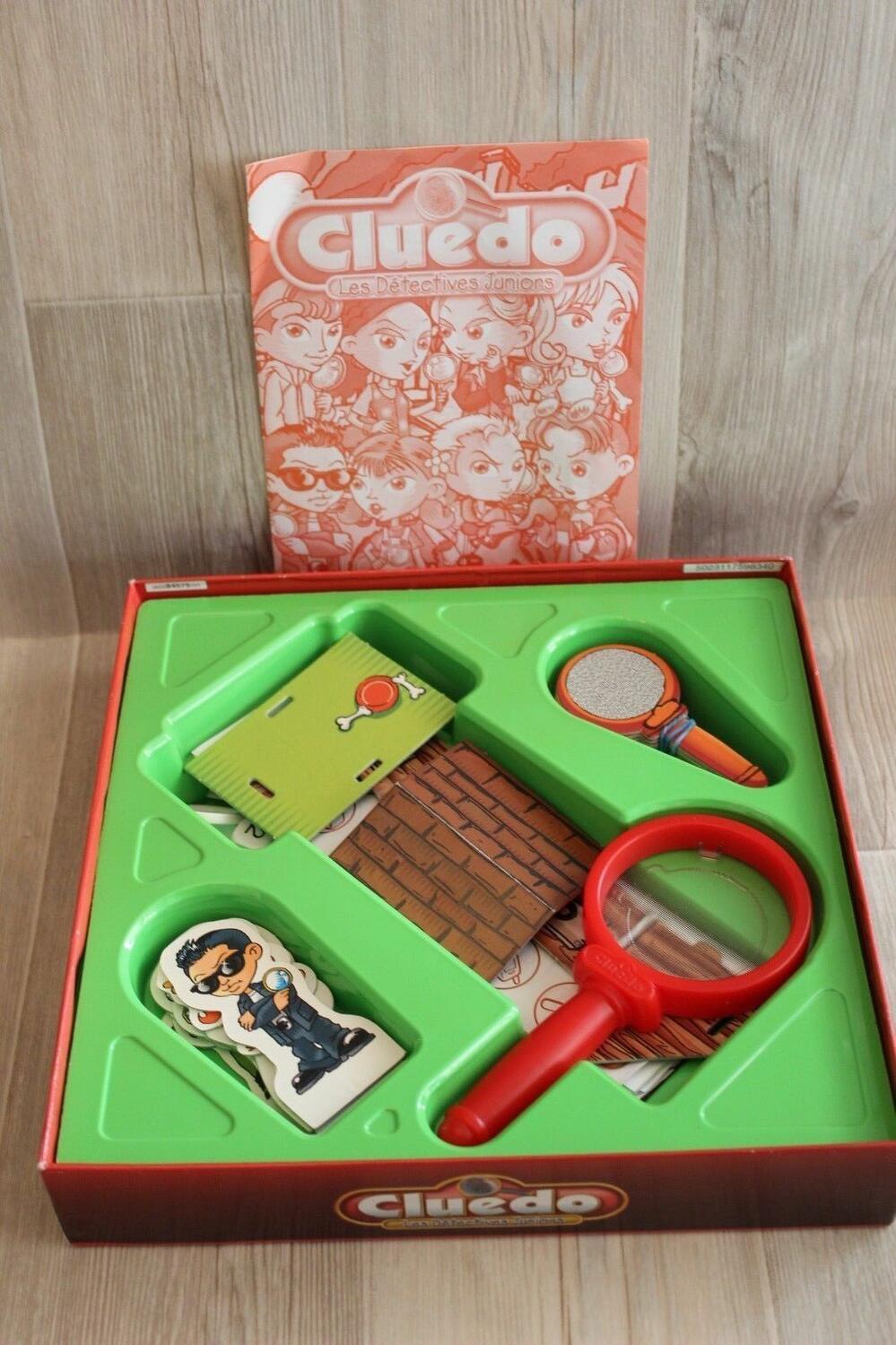 Cluedo: Les Détectives Juniors - Farfouille et les Jouets Cachés ! Eclate