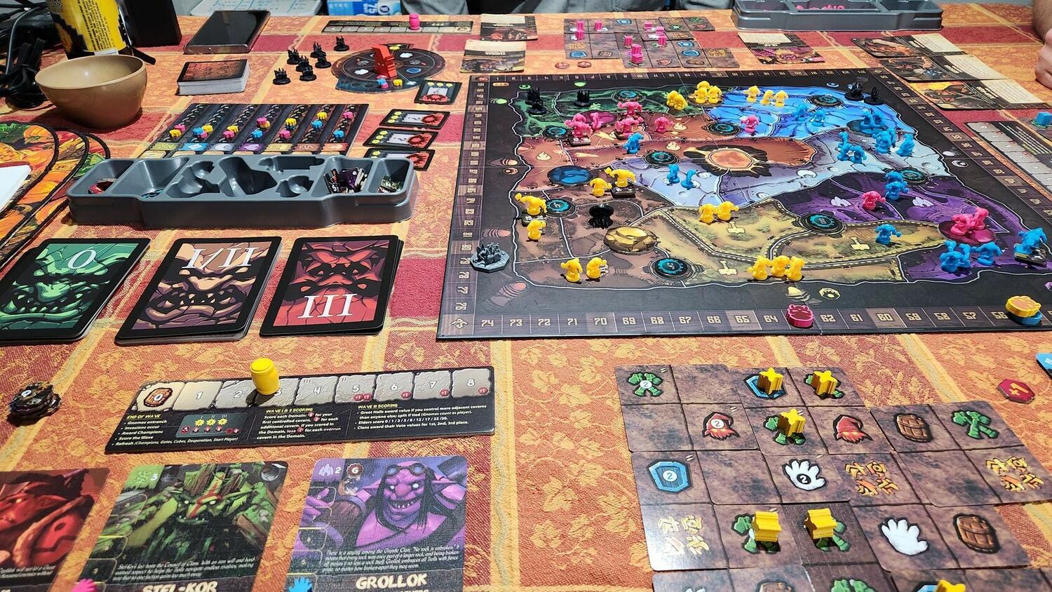 La Chute du Roi de la Montagne Eclate