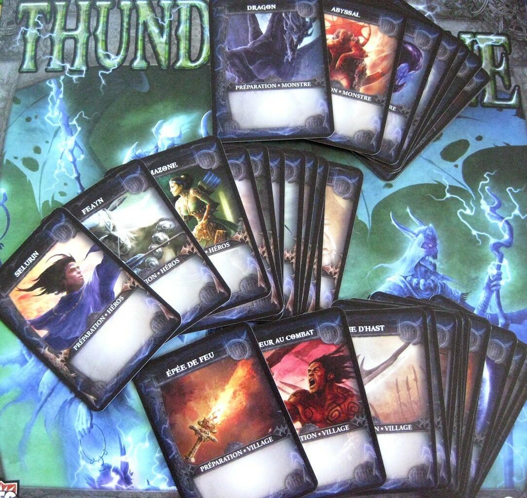 Thunderstone Cartes