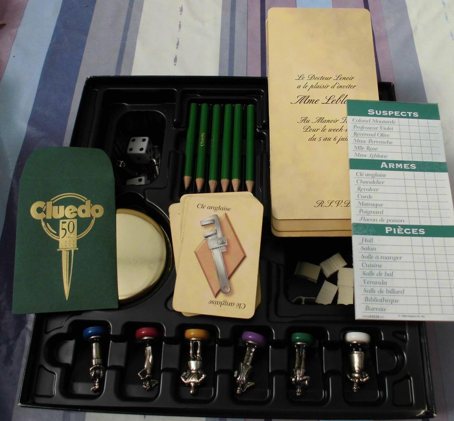 Cluedo: 50 (1949 - 1999) Materiels