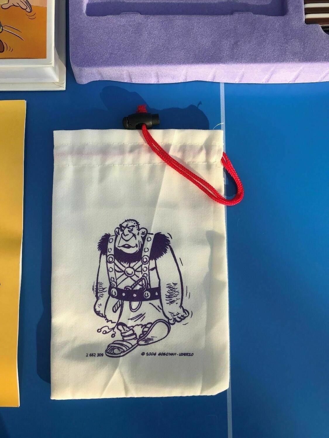 Jeu de Dominos: Astérix Gladiateur Eclate