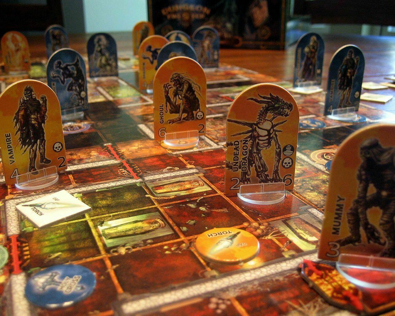 Dungeon Twister: Puissances des Ténèbres Zoom