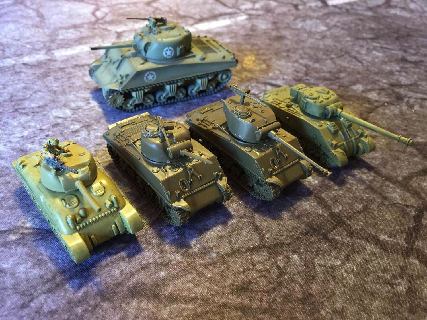 TANKS: Sherman Eclate