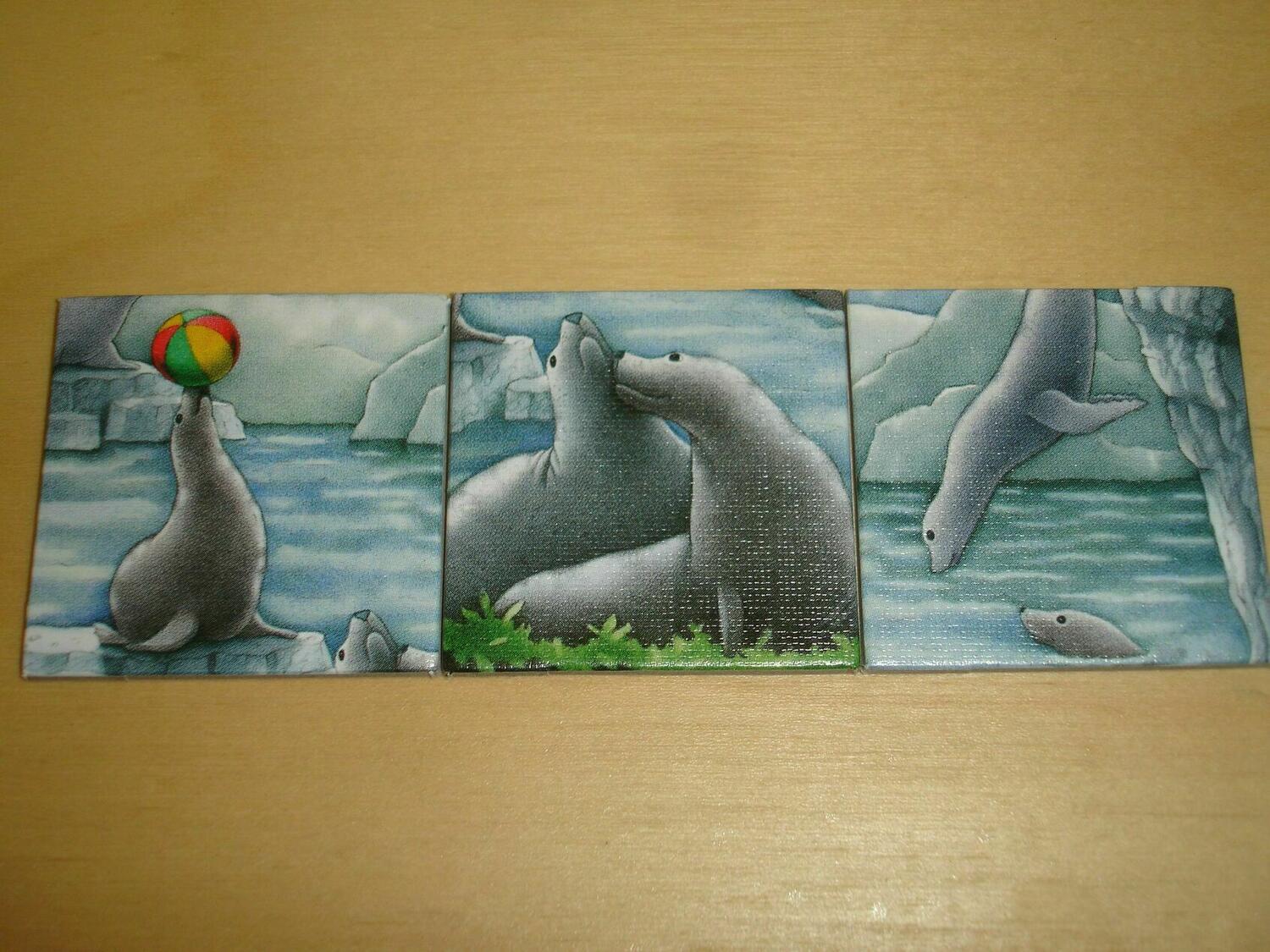 Charly im Zoo Tuiles