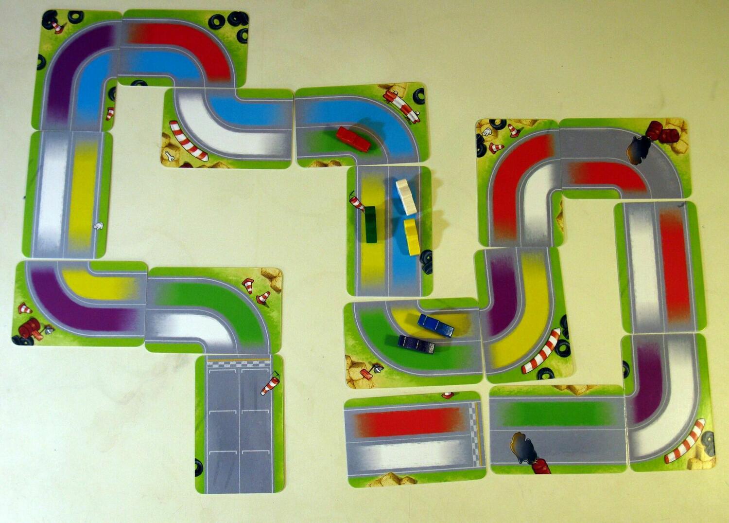 Monza: Le Jeu de Cartes Eclate