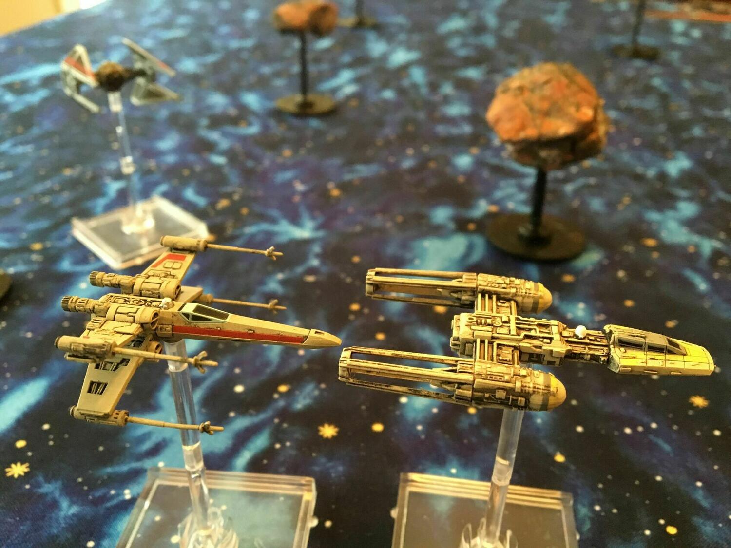 Star Wars: X-Wing - Le Jeu de Figurines - Y-Wing Vaisseaux
