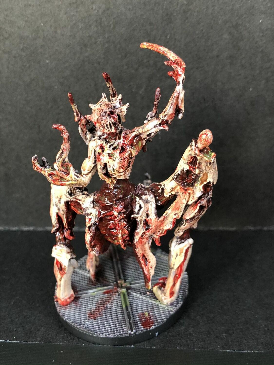 Nemesis: Carnomorphes Figurine