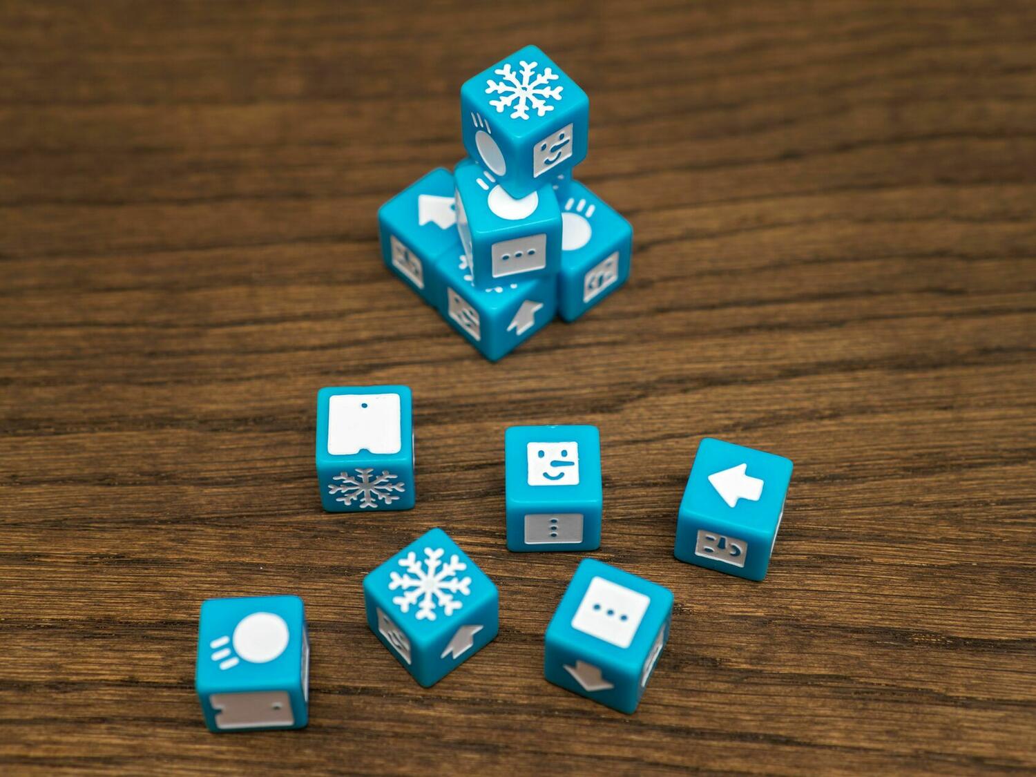 Snowman Dice Eclate