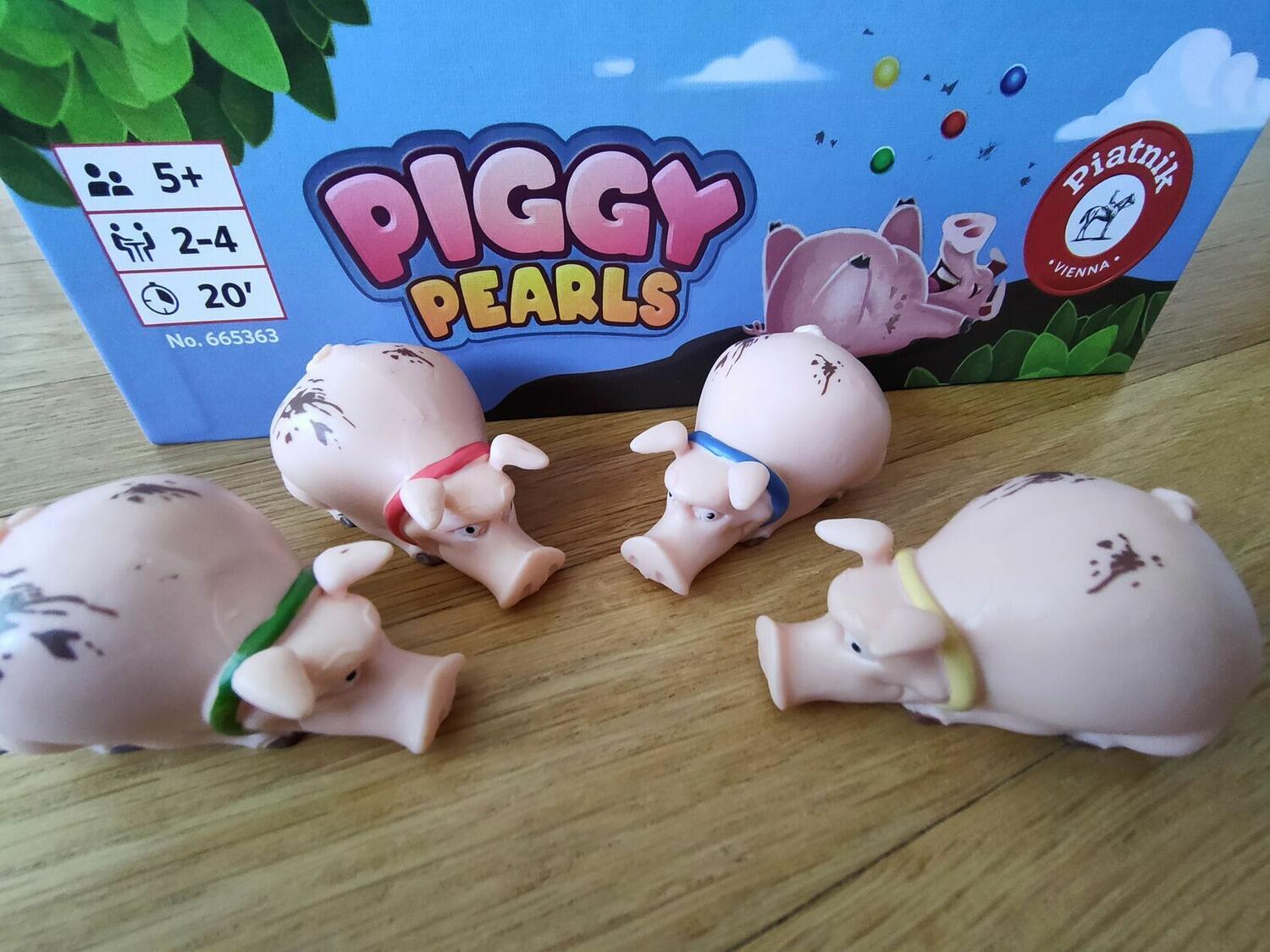 Piggy Pearls Zoom