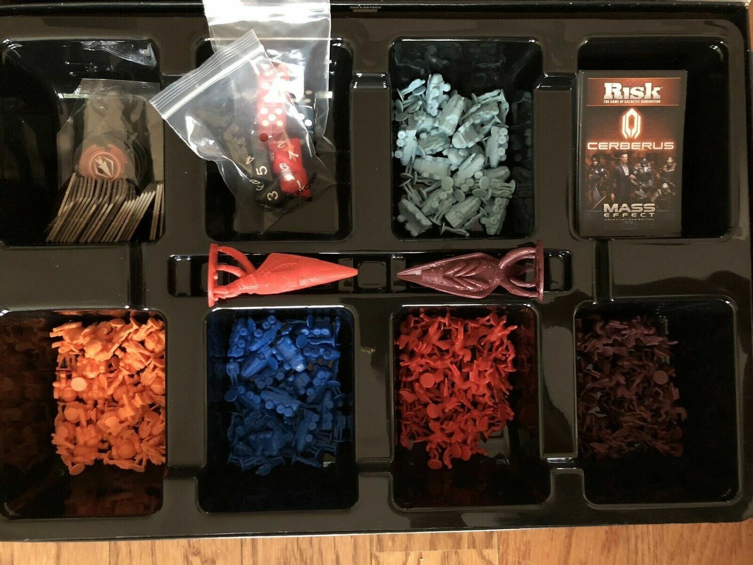 Risk: Mass Effect - Galaxy at War Edition Contenu