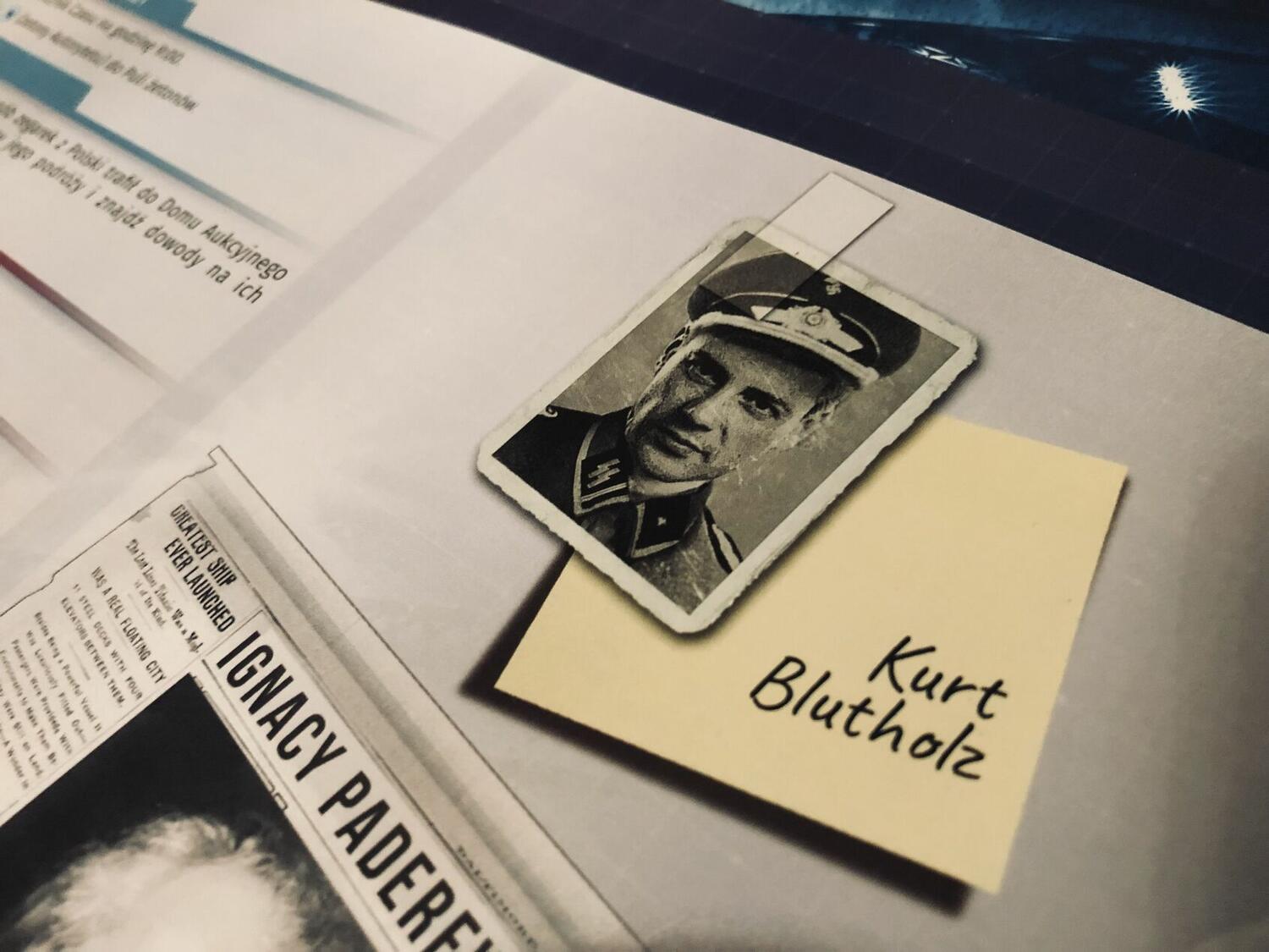 Détective: Un Jeu d'Enquête Moderne Zoom