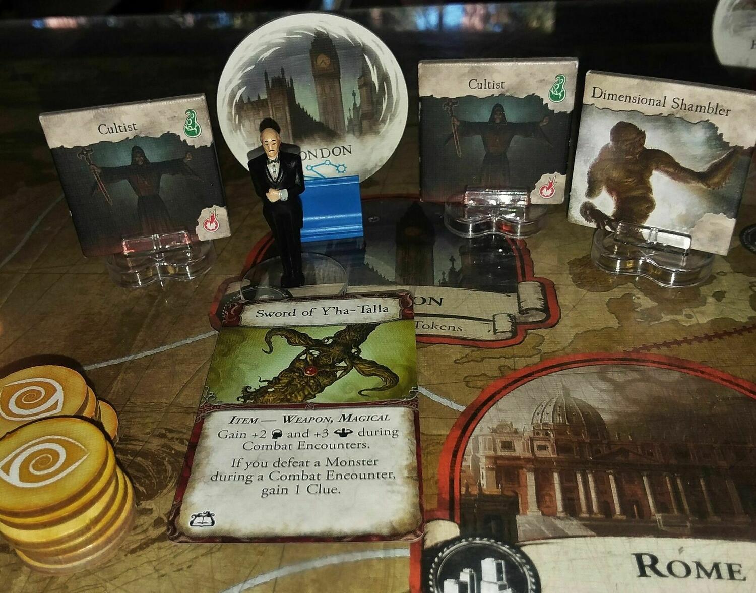 Les Contrées de l'Horreur: Les Masques de Nyarlathotep Zoom