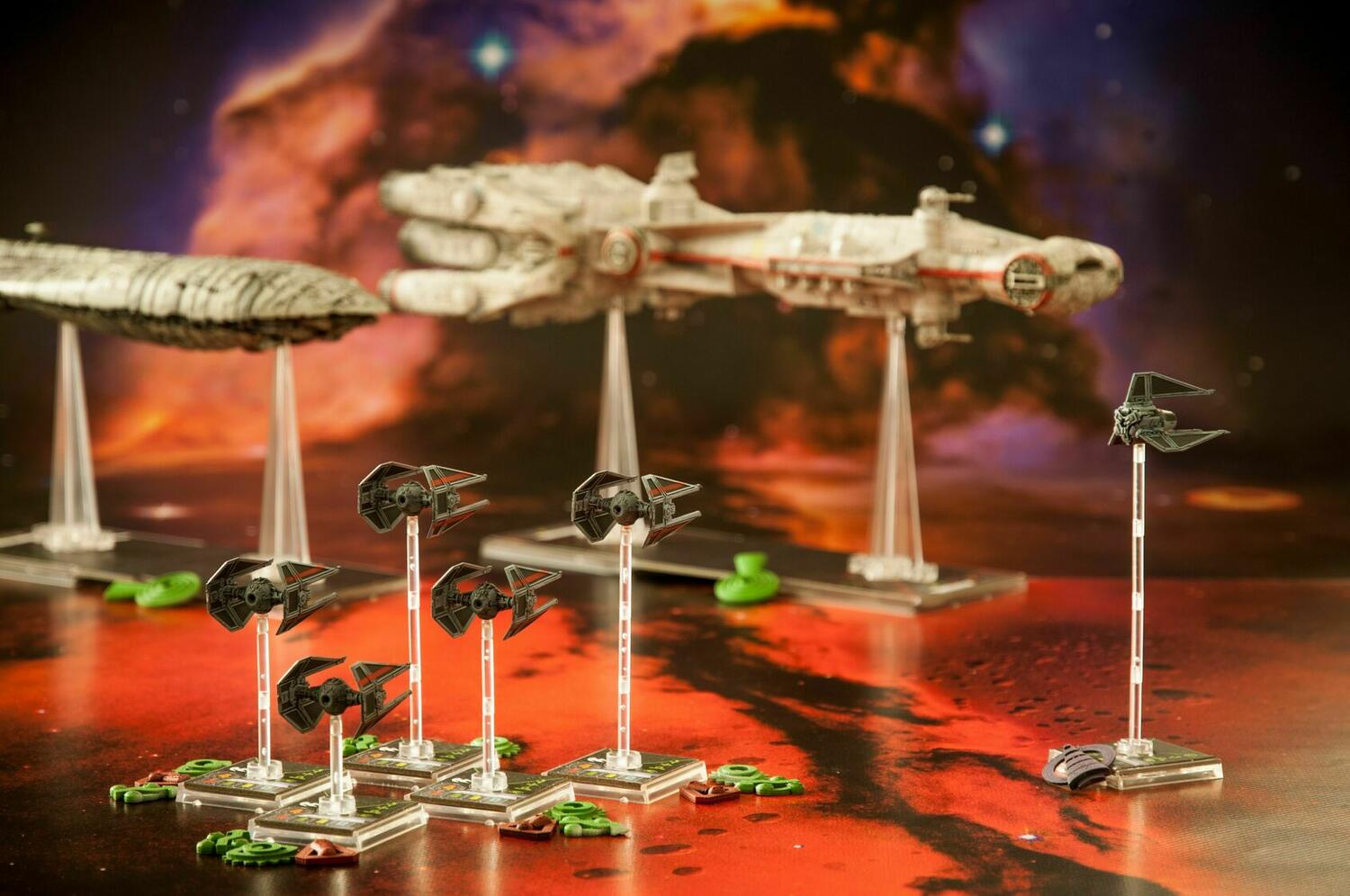 Star Wars: X-Wing - Le Jeu de Figurines - Tantive IV Vaisseaux