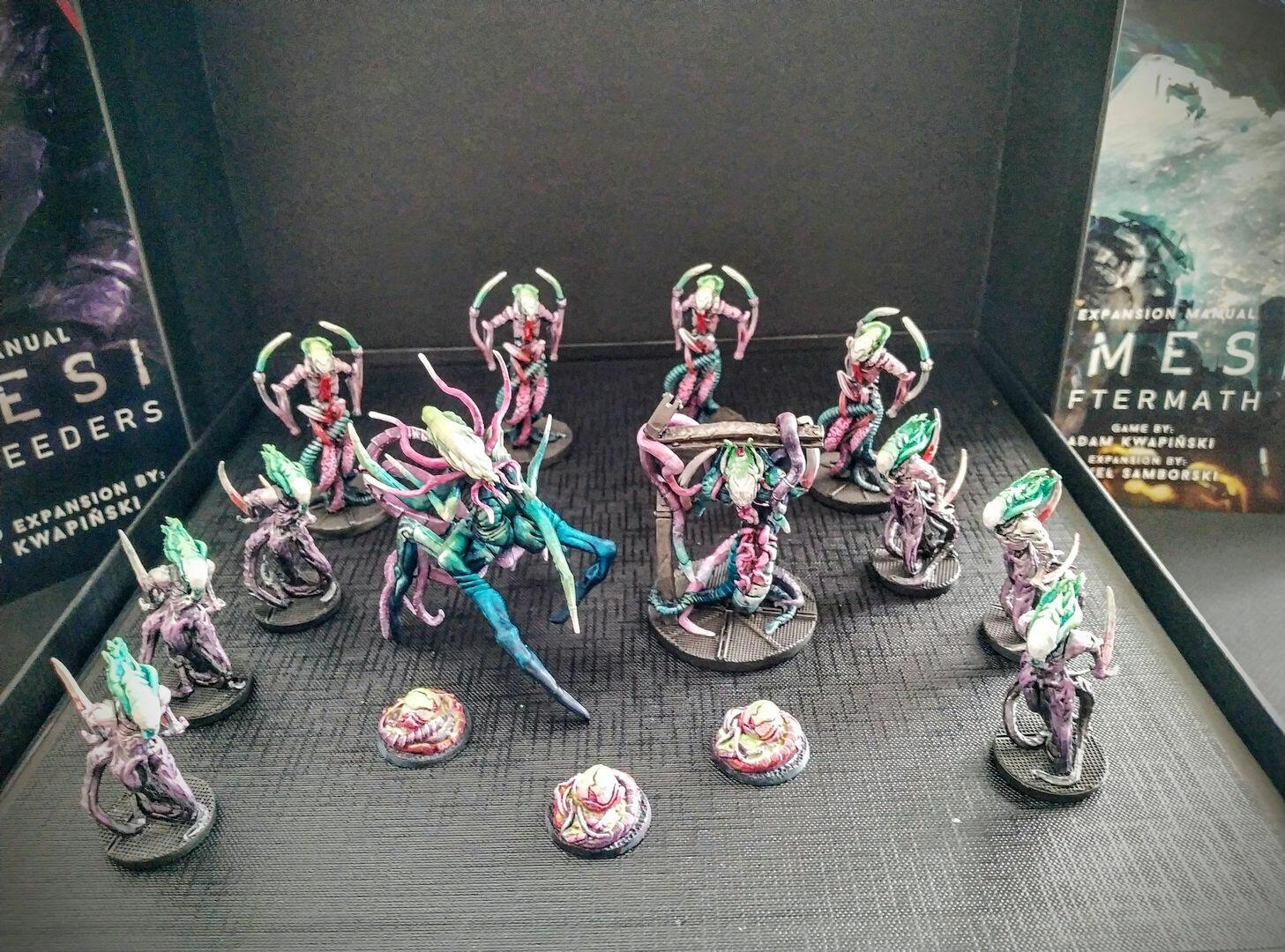 Nemesis: Semeurs du Vide Figurines