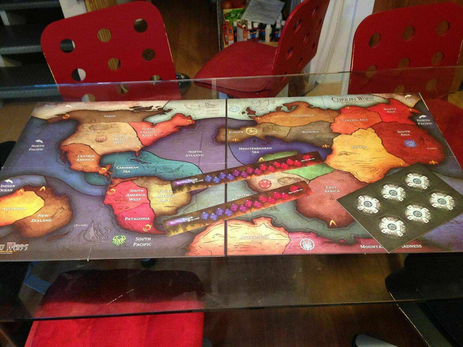 Cthulhu Wars: La Carte de la Terre Pour Six à Huit Joueurs Eclate