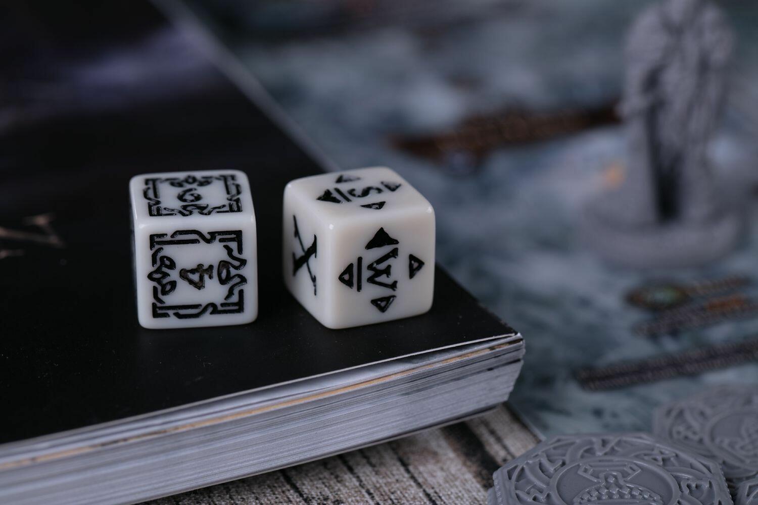 Tainted Grail: La Chute d'Avalon - L'Âge des Légendes & Le Dernier Chevalier Des