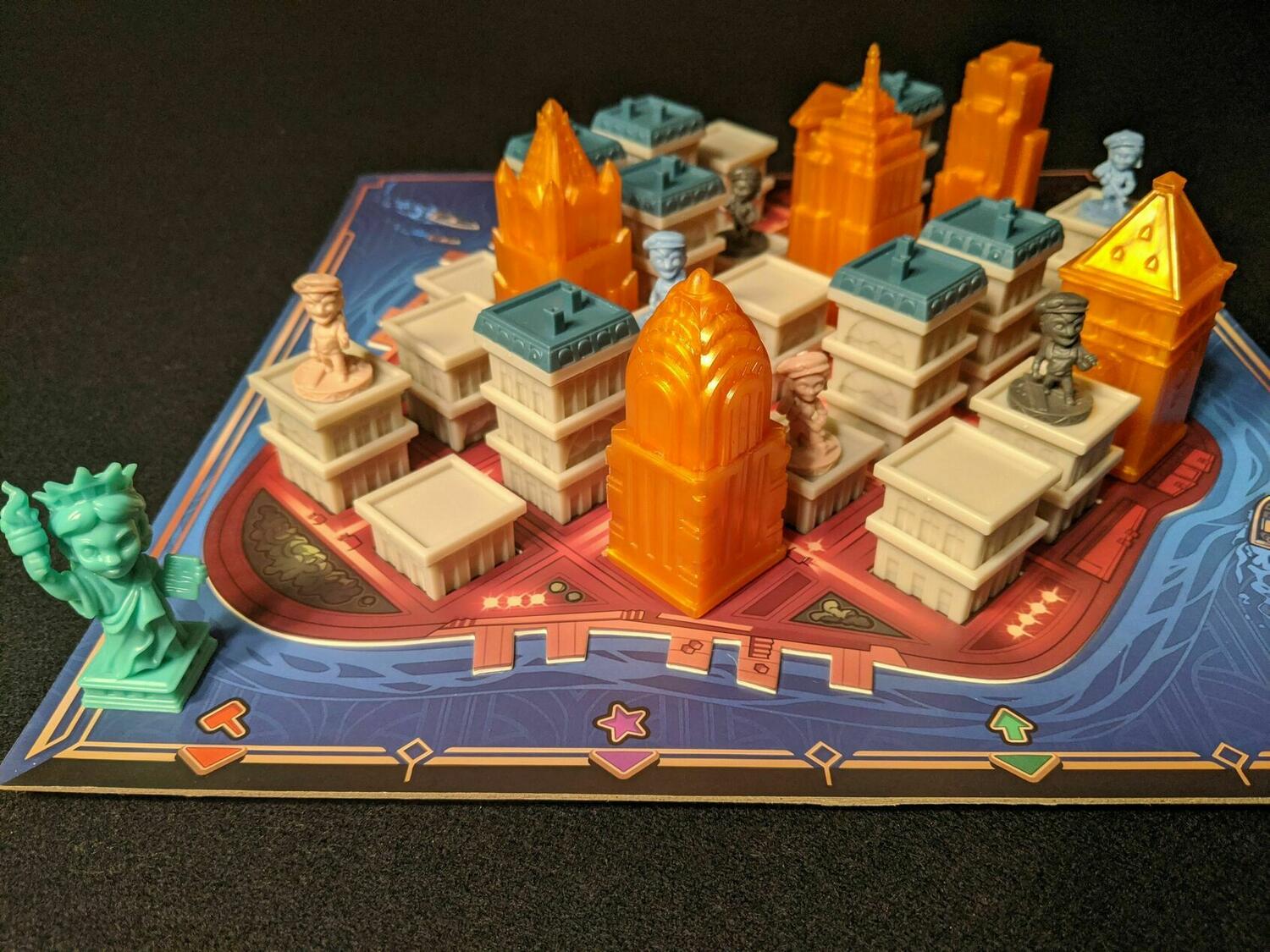 Santorini New York Eclate