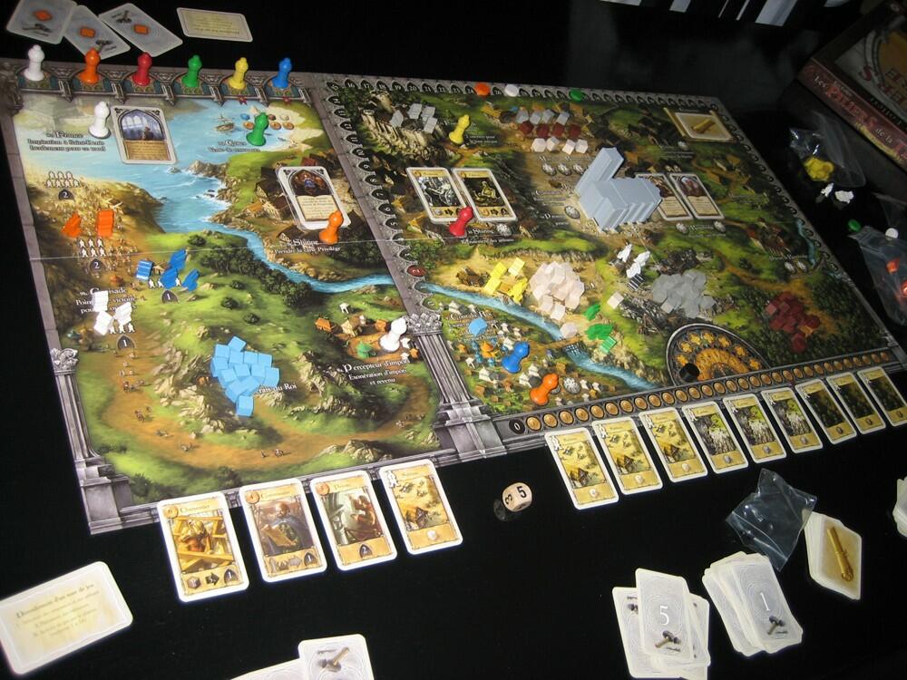 Les Piliers de la Terre: L'Extension Eclate