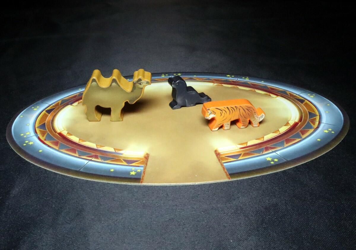 Meeple Circus: The Wild Animal & Aerial Show Plateau