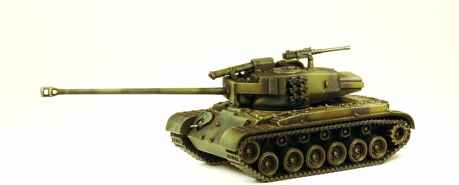 TANKS: Pershing Figurine