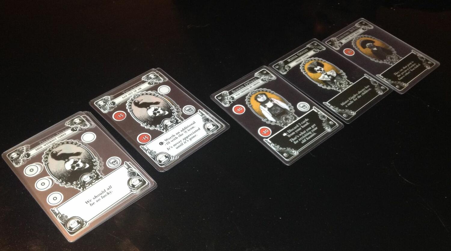 Gloom Cartes