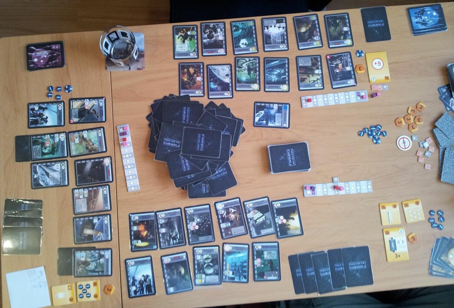 Race for the Galaxy: Rebelles Contre Imperium Eclate