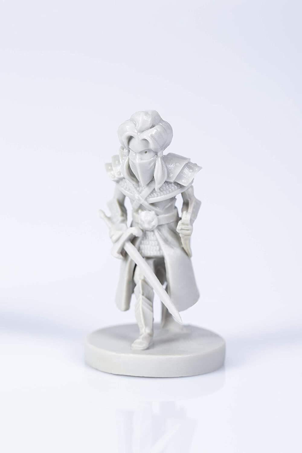 Karak: Miniature Set Figurine