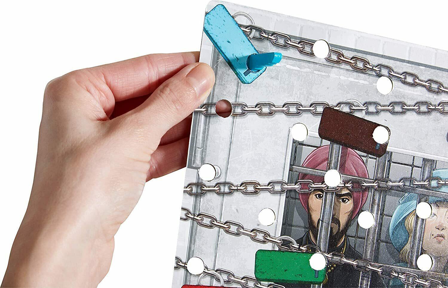 The Key: Meurtres au Golf d'Oakdale Zoom