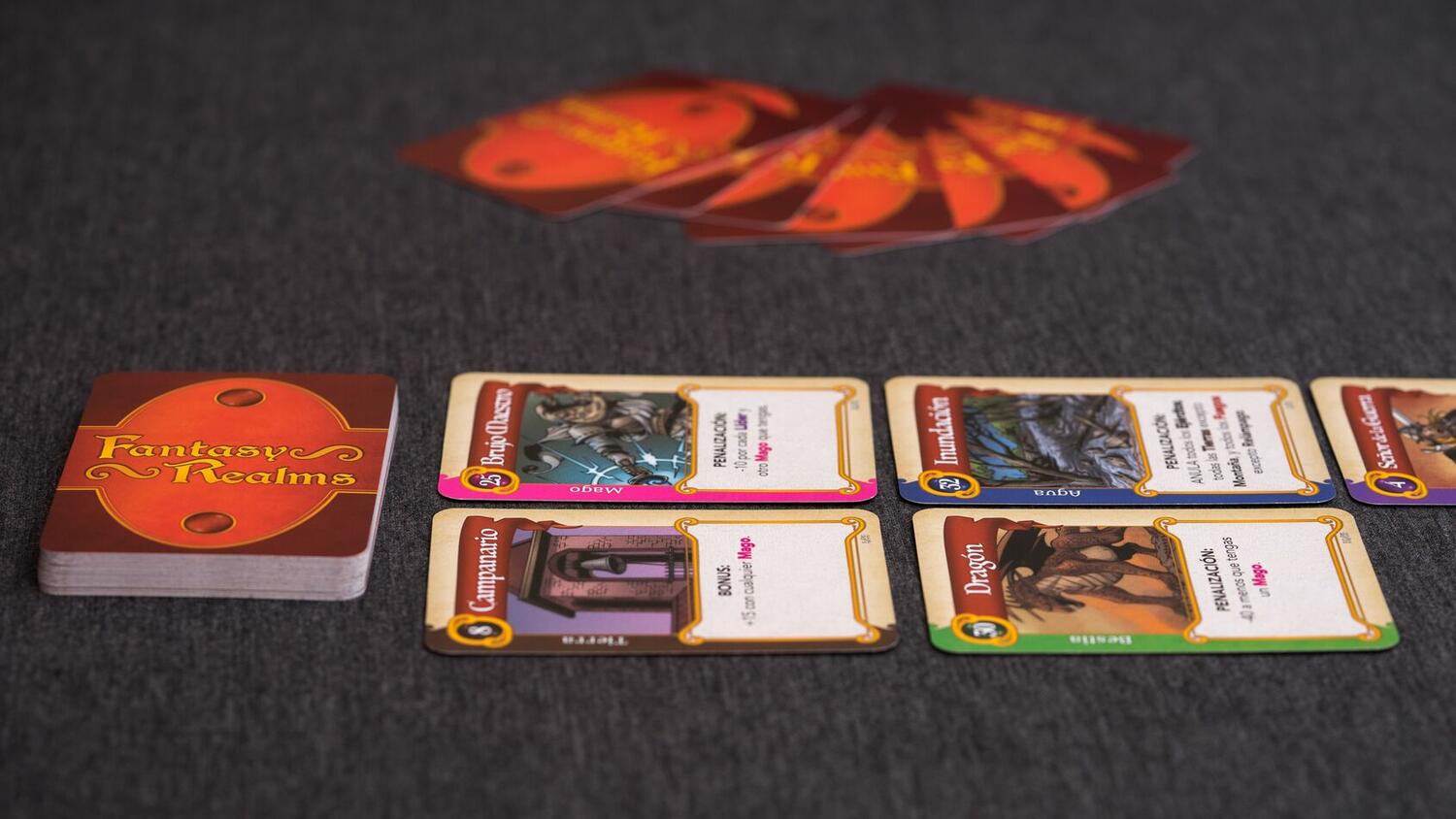 Fantasy Realms Eclate