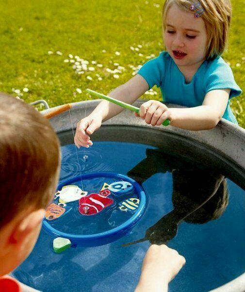 Wasserspiel: Fang den Fisch! Enfants
