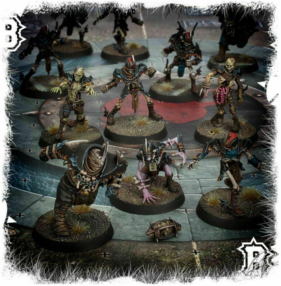Blood Bowl: The Game of Fantasy Football - The Champions of Death Figurines