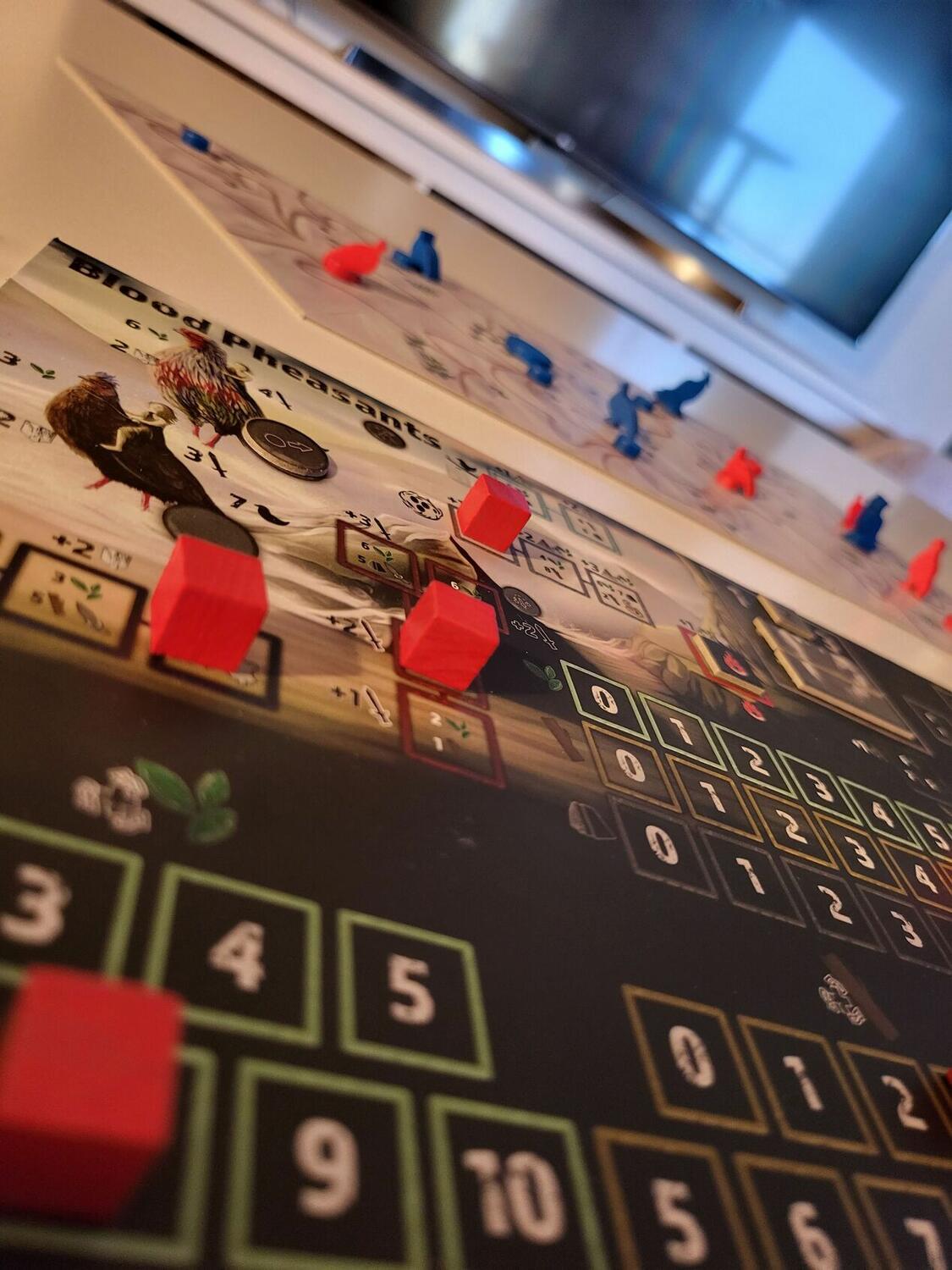 Clash of Galliformes Zoom