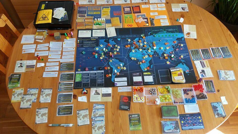 Pandemic Legacy: Saison 1 Eclate