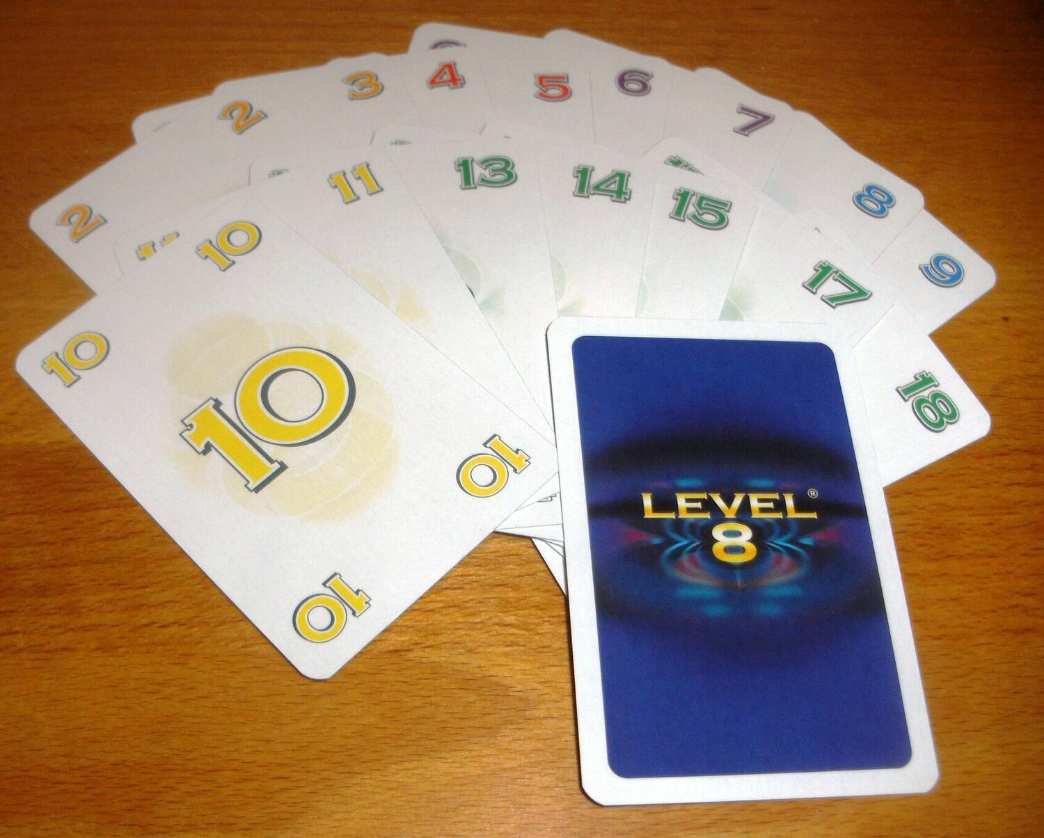 Level 8 Cartes