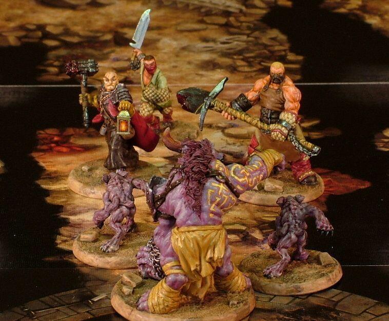 Claustrophobia Figurines