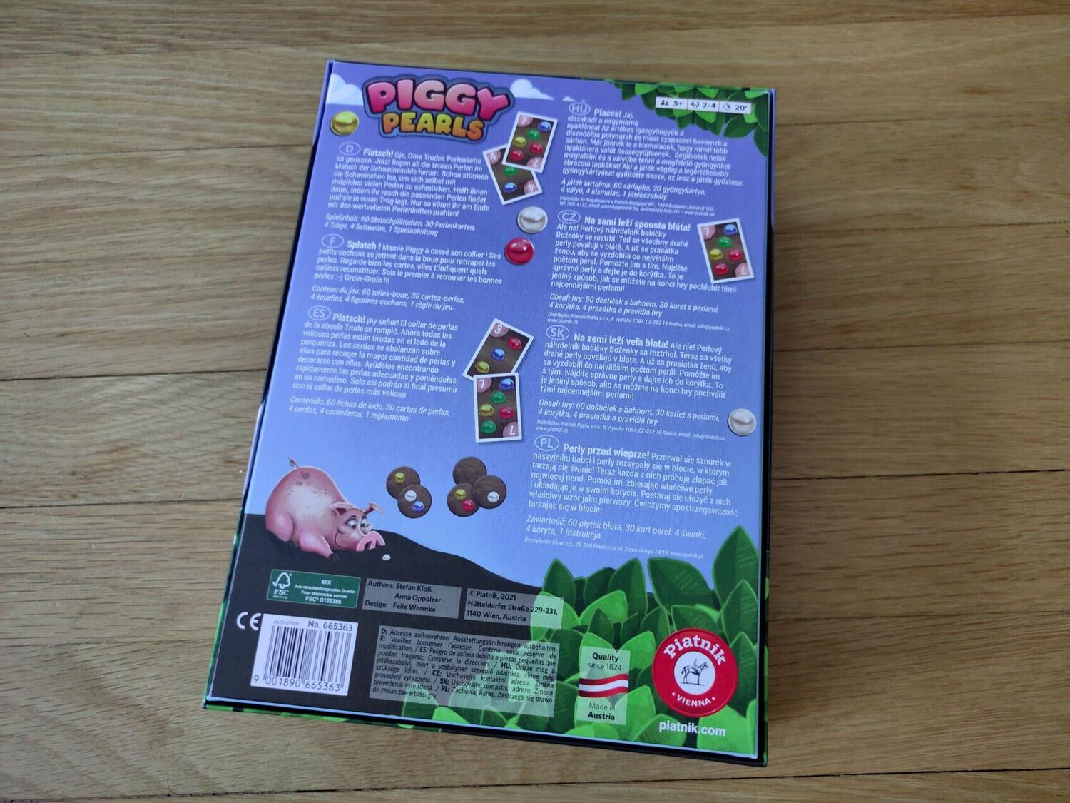 Piggy Pearls Back 3d