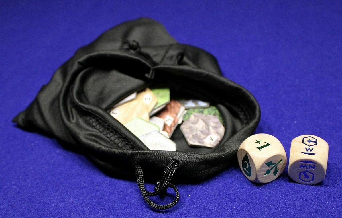 Les Îles Dans le Brouillard Eclate