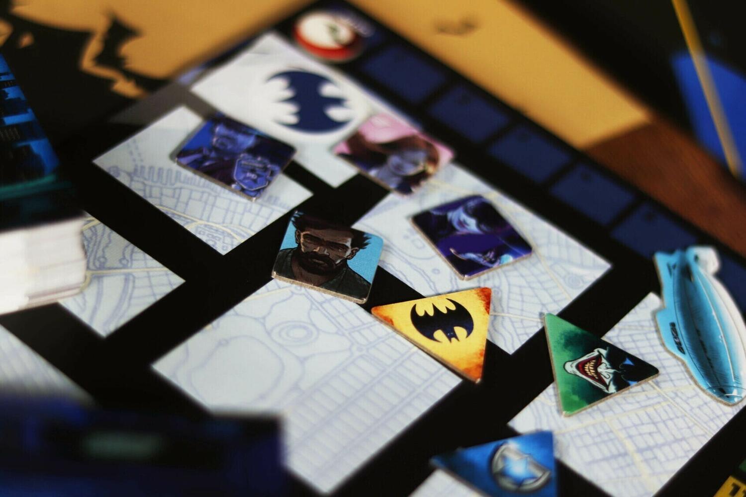 Détective: Tout n'est que Mensonge Zoom