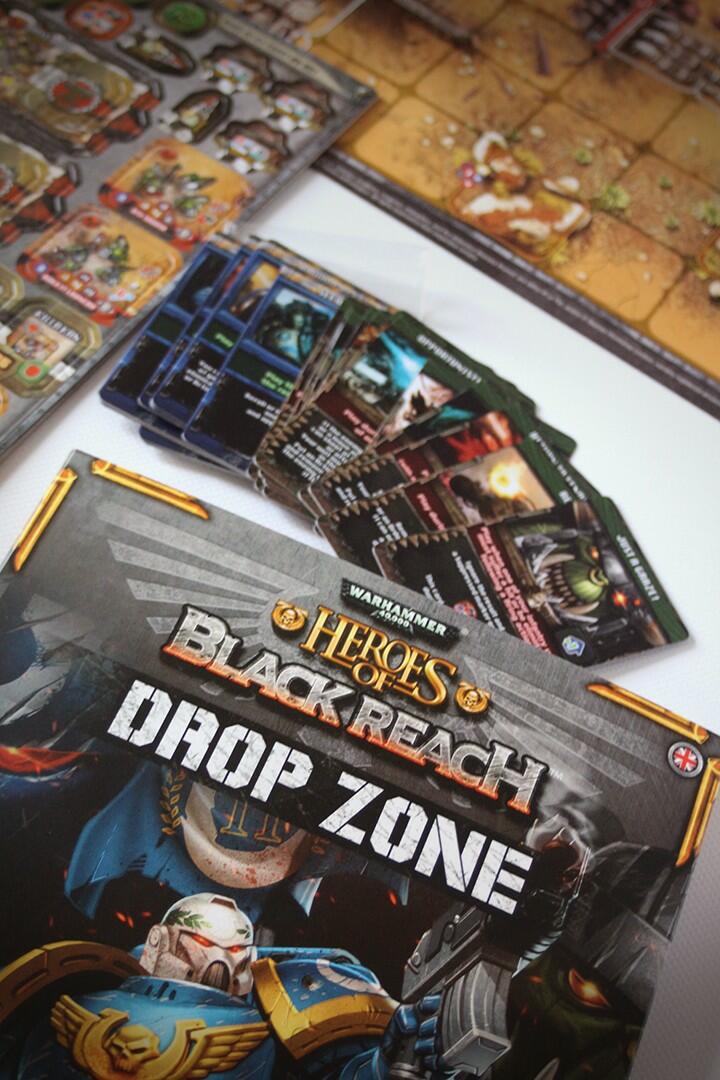 Warhammer 40,000: Heroes of Black Reach - Drop Zone #1 Eclate