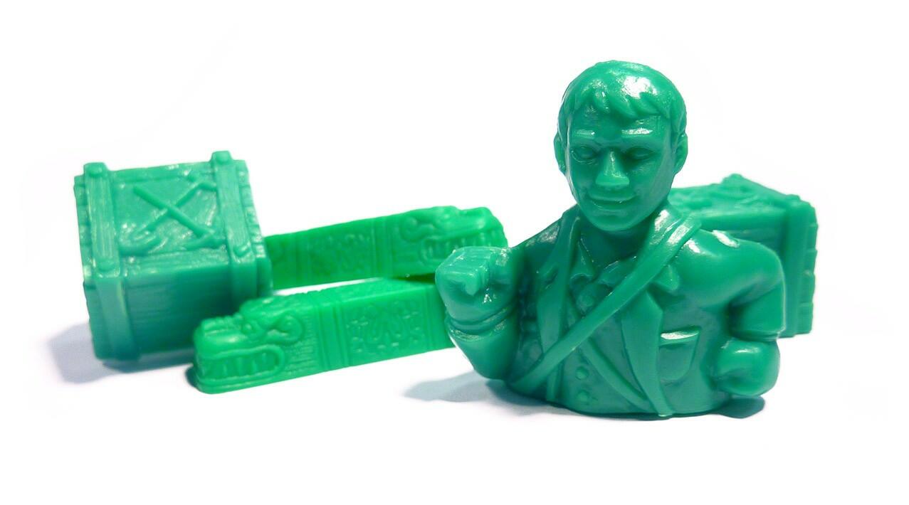 Relic Runners Figurine