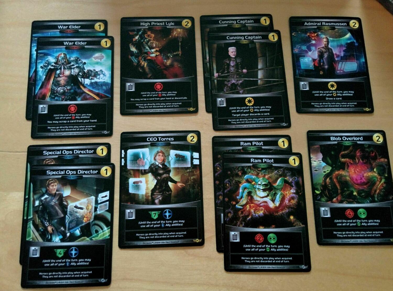 Star Realms: Crisis - Héros Eclate