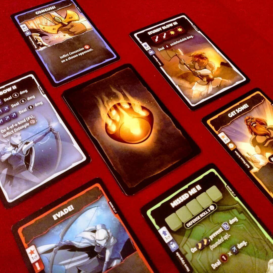 Dice Throne: Saison 1 - Barbare vs Elfe Lunaire Cartes