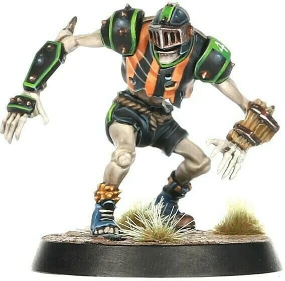 Blood Bowl: Le Jeu de Football Fantastique - Necromantic Horror Blood Bowl Team Figurine