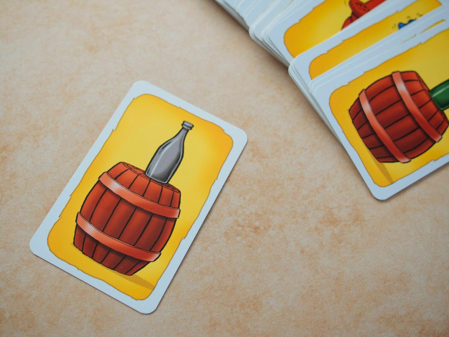 Bazar Bizarre: Le Chapeau Fantôme Eclate