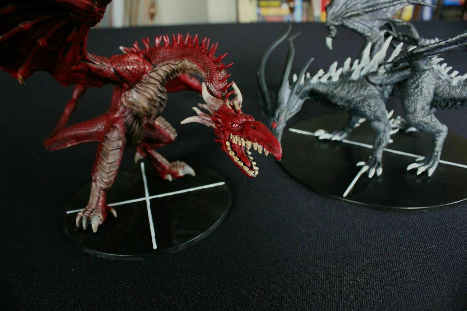 Dark Souls: The Board Game - Guardian Dragon Figurines