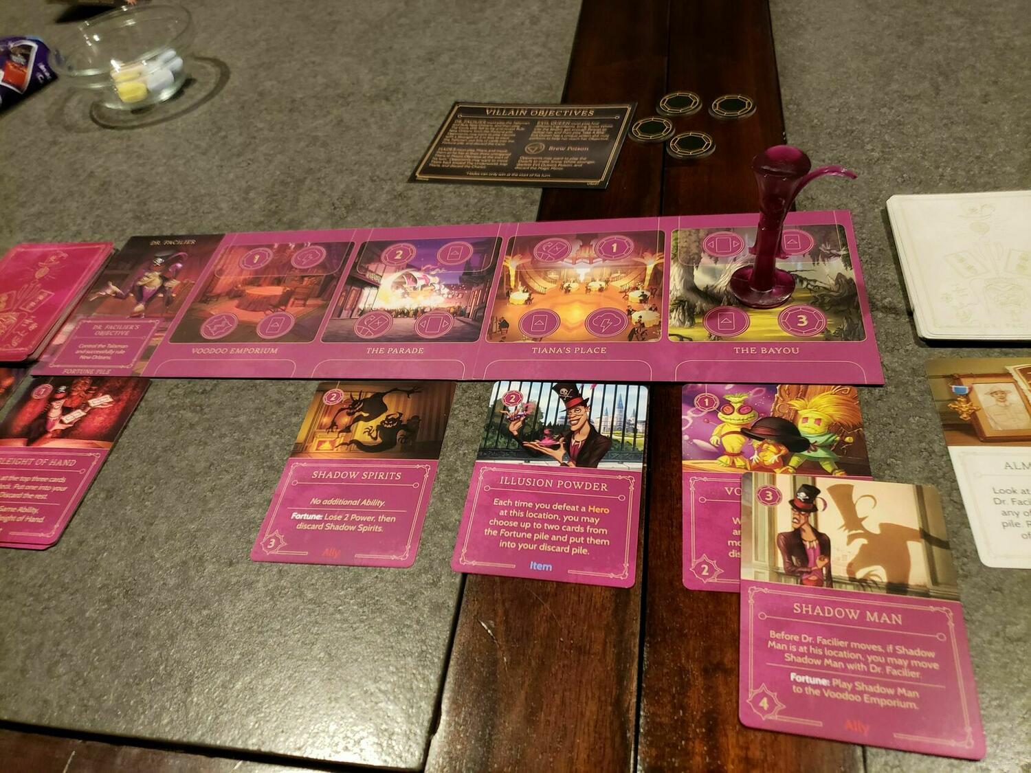 Disney Villainous: Mauvais Jusqu'à l'Os Zoom