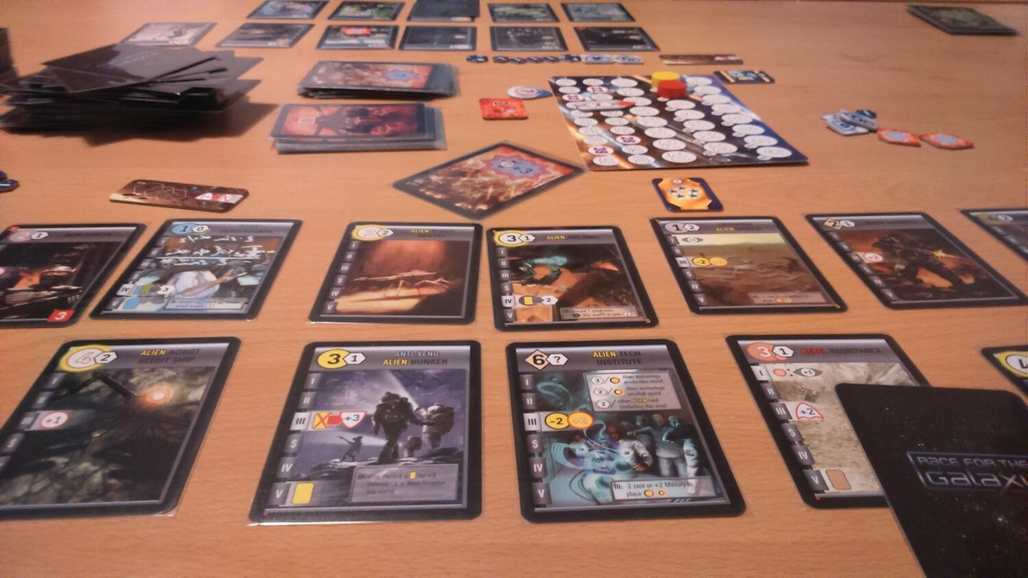 Race for the Galaxy: Invasion Xeno Zoom