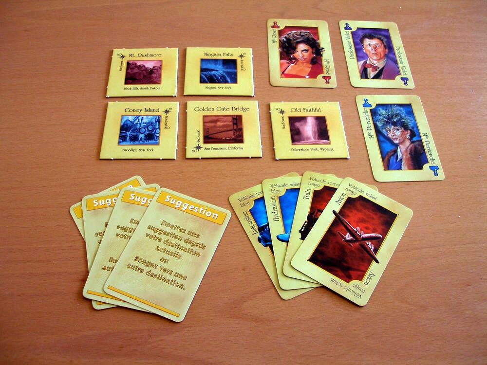 Cluedo: Le Jeu de Cartes - Meurtre au Manoir Tudor Cartes